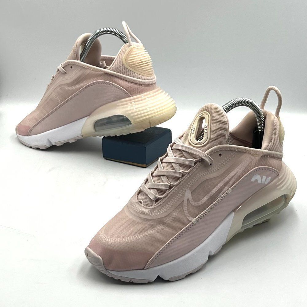 Nike Air Max 2090 'Barely Rose' - Picture 3 of 11